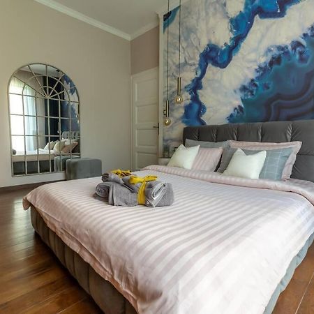 Top Central Design, 2 Bedroom, Ndk, Free Secured Parking София Екстериор снимка