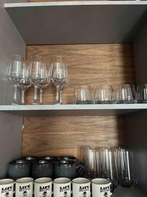 Top Central Design, 2 Bedroom, Ndk, Free Secured Parking София Екстериор снимка